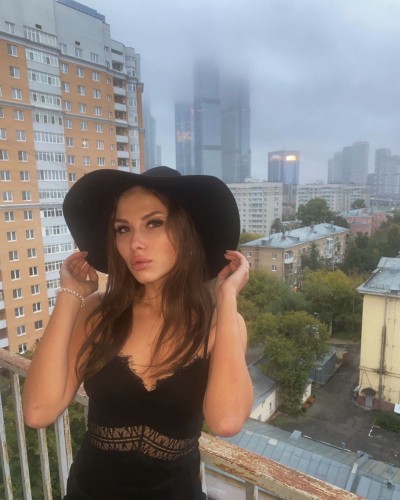 Частная массажистка Карина, 22 года, Москва - фото 9