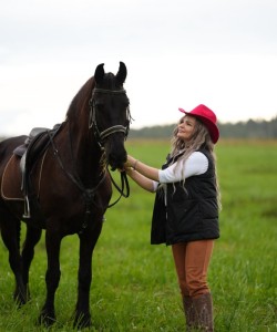 Частная массажистка Лея 