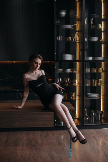 Частная массажистка Эвелина, 23 года, Москва - фото 1