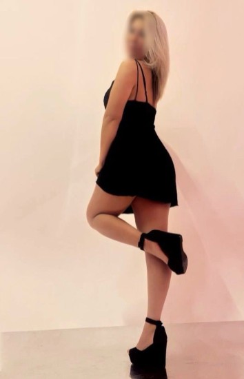 Частная массажистка Аделина, 37 лет, Москва - фото 1