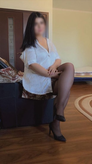 Частная массажистка Лейла, Пушкино - фото 1