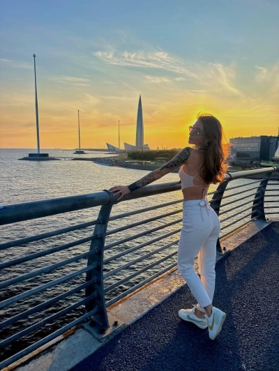 Частная массажистка Алиса, 23 года, Москва - фото 1